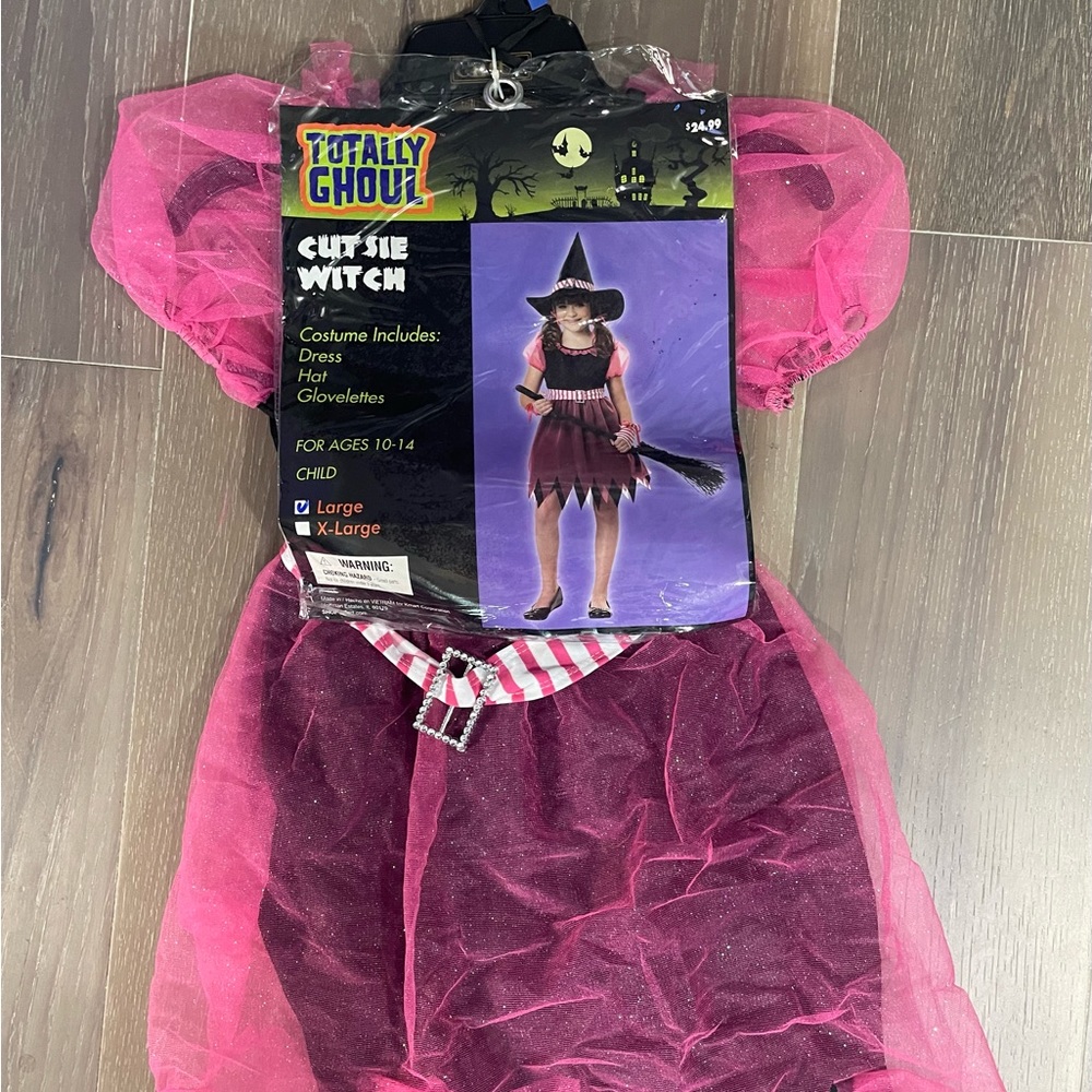Totally Ghoul Cutesie witch. Nwt. Large 10-14